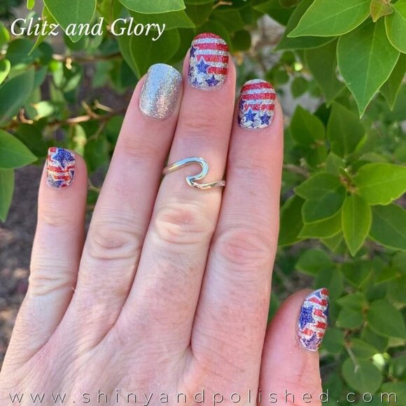 Retired Color Street- Glitz and Glory - Picture 2 of 7